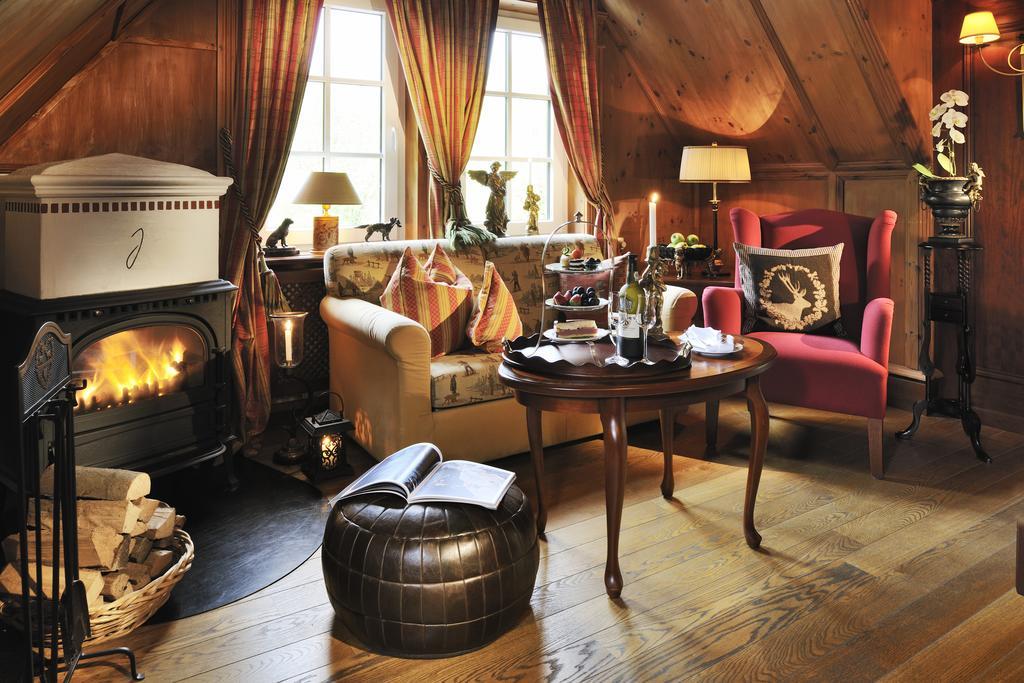 Relais & Chateaux Jagdhof Glashuette Bad Laasphe Oda fotoğraf